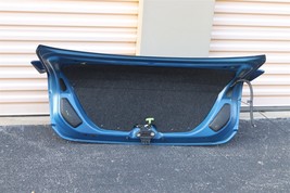 2009-2010 Toyota Corolla S Trunk Lid W/ Spoiler & Taillights image 9