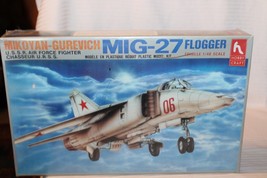 1/48 Scale Hobby Craft, MIG-27 Flogger USSR Fighter Kit #1592 BN Sealed Box - £58.69 GBP