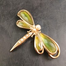 Costume Dragonfly Brooch Pin With Faux Pearls And Green-Yellow Wings, MC... - $456.16 MXN