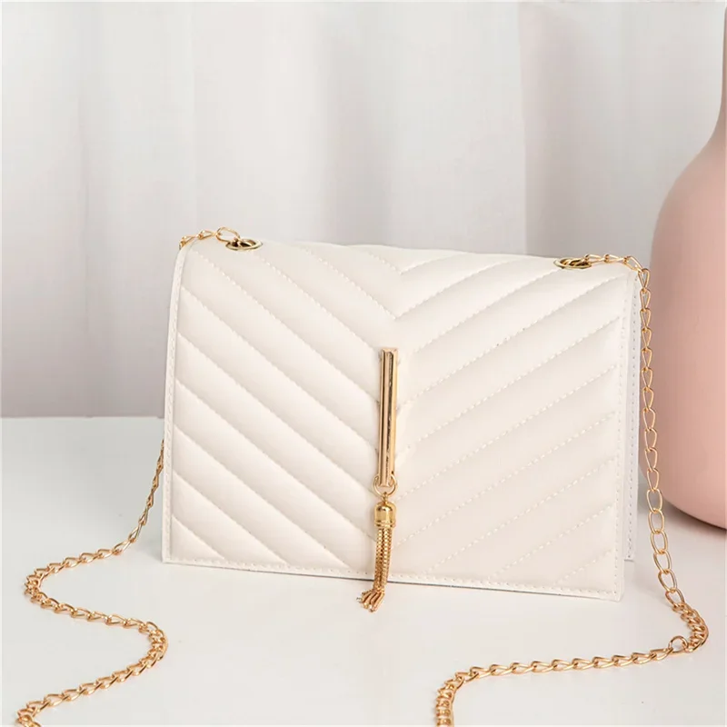 New Women PU Leather Trend Lingge Crossbody Bag Fashion V Pattern Lattic... - $17.31