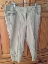 women&#39;s tan Capri pants by larry levine petite stretch size 10p - £19.97 GBP