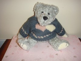 Boyds Bears Floyd Plush Gray W/Heart Sweater - £11.58 GBP
