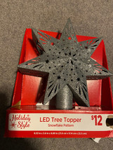 Christmas Tree Topper Lighted LED Star Snowflake Projector Rotating Lamp Decor - £9.49 GBP