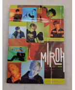 STRAY KIDS 4th Mini Album Cle1 : MIROH MIROH Ver. CD &amp; Photo Book - $273.03 MXN