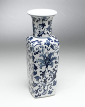 Zeckos AA Importing 59702 Square Blue And White Vase - £133.54 GBP