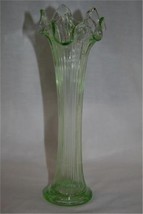FENTON Lime Green Ribbed Fluted 10&quot; Vase  #M16 - £53.25 GBP