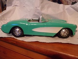 1957 Turquoise Model Metal Corvette - £46.67 GBP