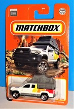 Matchbox 2022 MBX Off Road Series #100 2016 Toyota Tacoma White w/ Camper Topper - £3.09 GBP