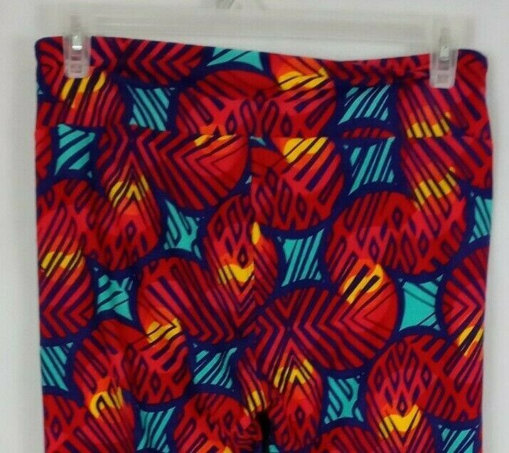 New LuLaRoe Tall &amp; Curvy Leggings With Colorful Jungle Leaves Design - $15.83