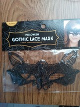 Halloween Gothic Lace Mask - £16.33 GBP