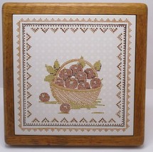 Farmhouse Kitchen Ceramic Apples in Basket Trivet. Wooden Frame Vintage - £8.70 GBP