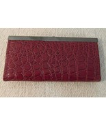 Adult Women&#39;s Faux Maroon Snake Skin Snap Closed Evening Clutch Purse 33882 - $20.69 CAD