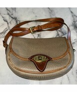 Vintage Dooney &amp; Bourke Cavalry Trooper Shoulder Bag Crossbody Taupe Cam... - $1,696.42 MXN