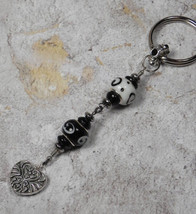 Murano Swirl Heart Beaded Handmade Keychain Split Key Ring Black White Silver - £11.79 GBP