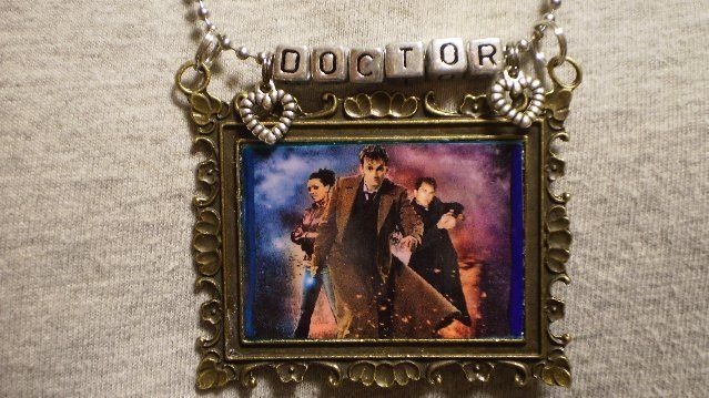 Big David Tennant Doctor Who Scify Necklace Novelty Collectible Fantasy Jewelry - £12.17 GBP