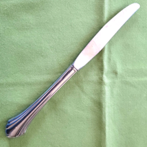 1 Dinner Knife Oneida Bancroft Stainless Steel 9 1/8&quot; Ridged Flared Tip - £2.32 GBP
