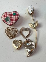 Lot of Lacey Open Ridge Abstract Goldtone &amp; Fabric HEART w Large White Enamel Ro - £10.34 GBP