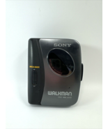 Sony Walkman WM-EX122 Cassette Player w/Belt Clip Parts Or For Repair - €12,85 EUR