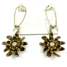 Jessica Simpson Flower Dangle Earrings Bronze Metal Floral Ladies Rhinestone - £10.79 GBP