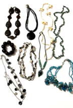 Lot of 9 Necklaces and Bracelet Costume Jewelry - £11.97 GBP