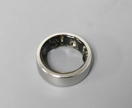 Oura Ring Gen3 Horizon Size 8 - Silver JZ90-51384-08 image 2