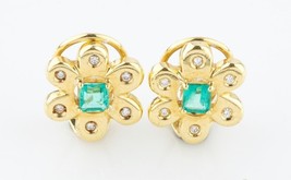 18k Yellow Gold Emerald and Diamond Flower Earrings - $33,035.85 MXN