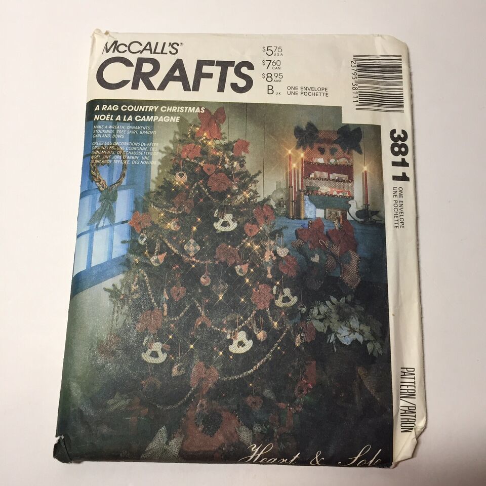 McCall's 3811 Rag Country Christmas Wreath Ornament Stocking Tree Skirt Garland - £10.27 GBP