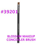 BLOSSOM CONCEALER BRUSH BLENDING APPLYING AND TOUCH UP BRUSH #39201 - $2.99