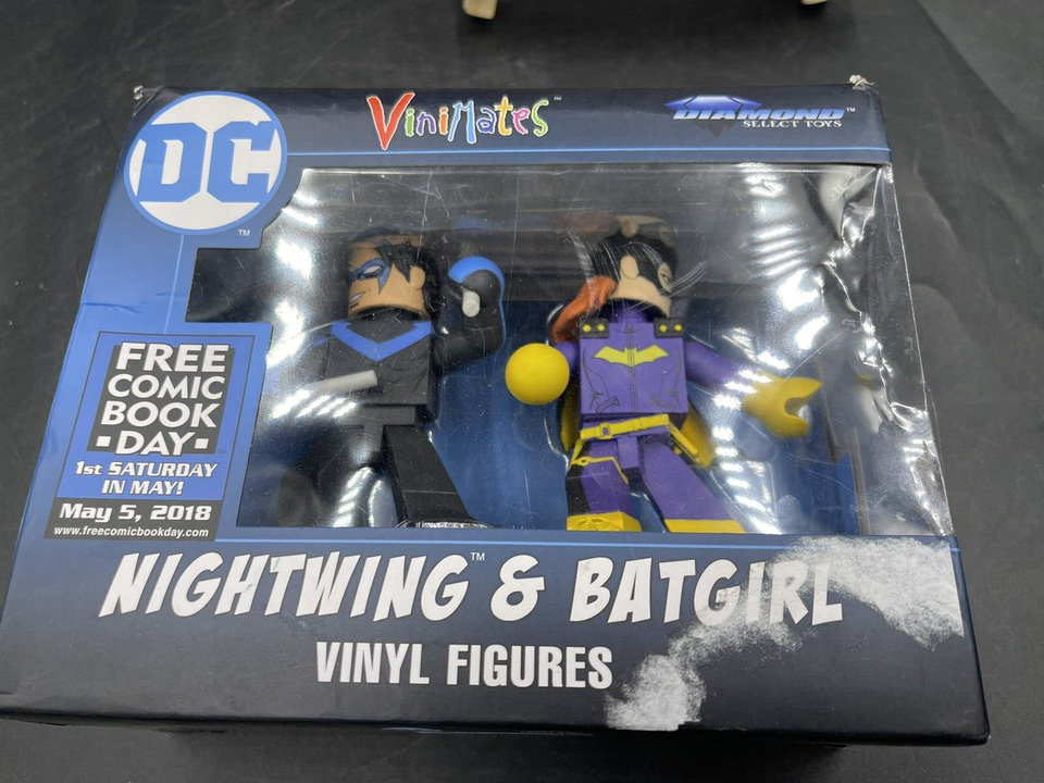 DC Nightwing & Batgirl Vinimates / Minimates FCBD 2018 Diamond Select box damage - $4.95
