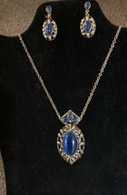 Avon 2013 Cat&#39;s Eye Royal Blue Necklace and Earring Set. - £31.90 GBP