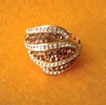 18KT Gold/Bronze Brown &amp; White Crystal Stripe Pattern Oversized Ring - Size 7 - £97.48 GBP