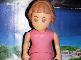 Little Tikes Dollhouse Mom Doll w/ Brown Hair Pink Skirt Set Vintage RARE Doll A - £12.62 GBP