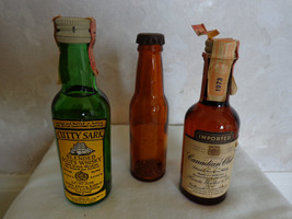 Set Of Three Vintage Miniature Liquor Collectors Bottles (#2397). - £55.81 GBP