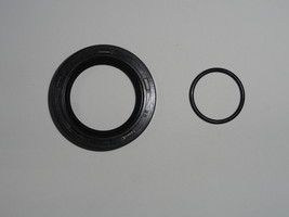 Output Shaft Front Sprocket Seal OEM Genuine Kawasaki KX60 KX65 RM65 KX RM 60 65 - £12.49 GBP