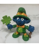 Vintage 1982 Irish Smurf Good Luck Leprechaun Green 4 Leaf Clover Peyo S... - €7,65 EUR