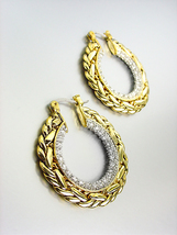 EXQUISITE Brighton Bay 18kt Antique Gold Plated Cable CZ Crystals Hoop Earrings - £23.76 GBP