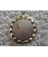 GOLD COLORED ROUND PENDANT with ONE STONE (#1038) - $15.03 CAD