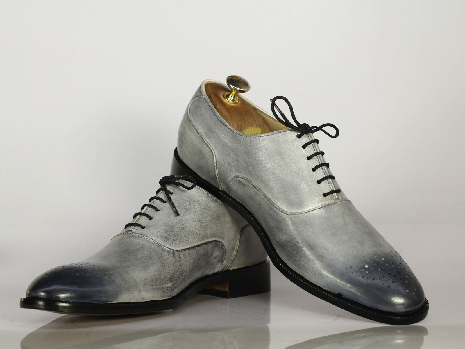 Handmade Men's Silver Leather Brogue Lace Up Shoes, Men Designer Fashion Shoes