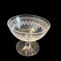 Vintage Fostoria Large Cloverleaf Clear Glass Low Sherbet - £11.92 GBP