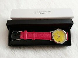AVON SUMMER QUENCHER WATCH "LEMON" (Quartz movement / Strap Band) PINK ~... - €13,30 EUR AVON SUMMER QUENCHER WATCH "LEMON" (Quartz movement / Strap Band) PINK ~... - €13,30 EUR