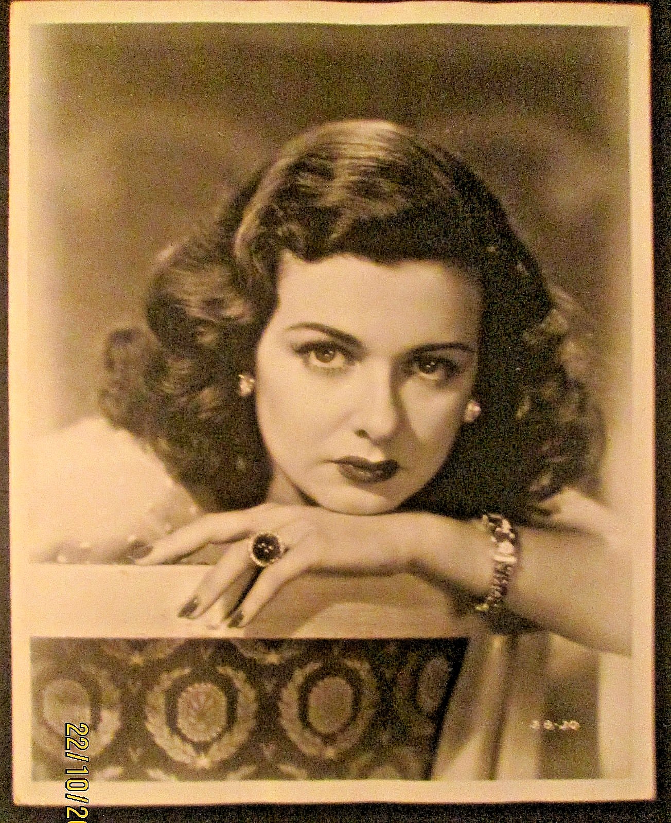 Full-size item image