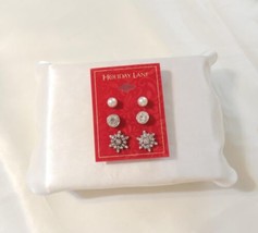 Holiday Lane Silver Tone Snowflake Trio Stud earrings T705 - $13.43