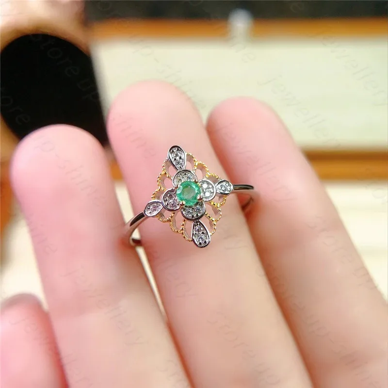 Natural emerald ring 925 silver ladies ring luxurious atmosphere dignified and e - £58.10 GBP