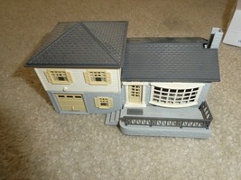 Vintage HO Scale Plasticville Split Level House Building TLC - $310.15 MXN