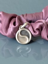 David Yurman .925 Sterling Silver Petrvs Yin Yang Plain Pendant Amulet - €338,99 EUR
