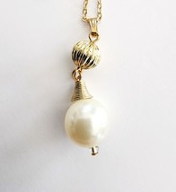 Vintage Necklace Faux Pearl Gold Tone Costume Handmade Jewelry B67 Maine - $14.99