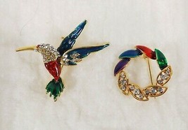 Vintage Lee Sands 2 Pin Set New in Box Hummingbird &amp; Circle Rhinestone &amp; Enamel - £17.99 GBP