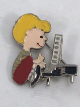 SCHROEDER playing the Piano PEANUTS Charlie Brown Lapel Hat Pin United F... - £69.13 GBP