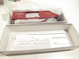 Ho Trains LIFE-LIKE Proto 2000 Un. Pac. 50&#39; Automobile Boxcar KIT-NEW-S31I - $23.20