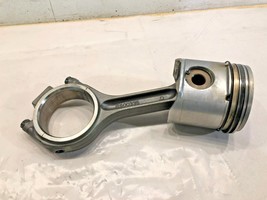 John Deere 6068 Diesel Engine Connecting Rod R500335 With Piston OEM - £87.95 GBP